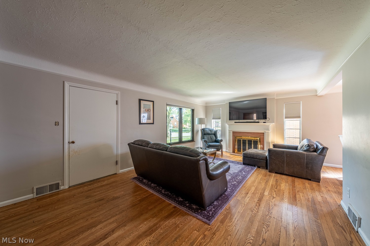 19675 Henry Road Cleveland OH 44126