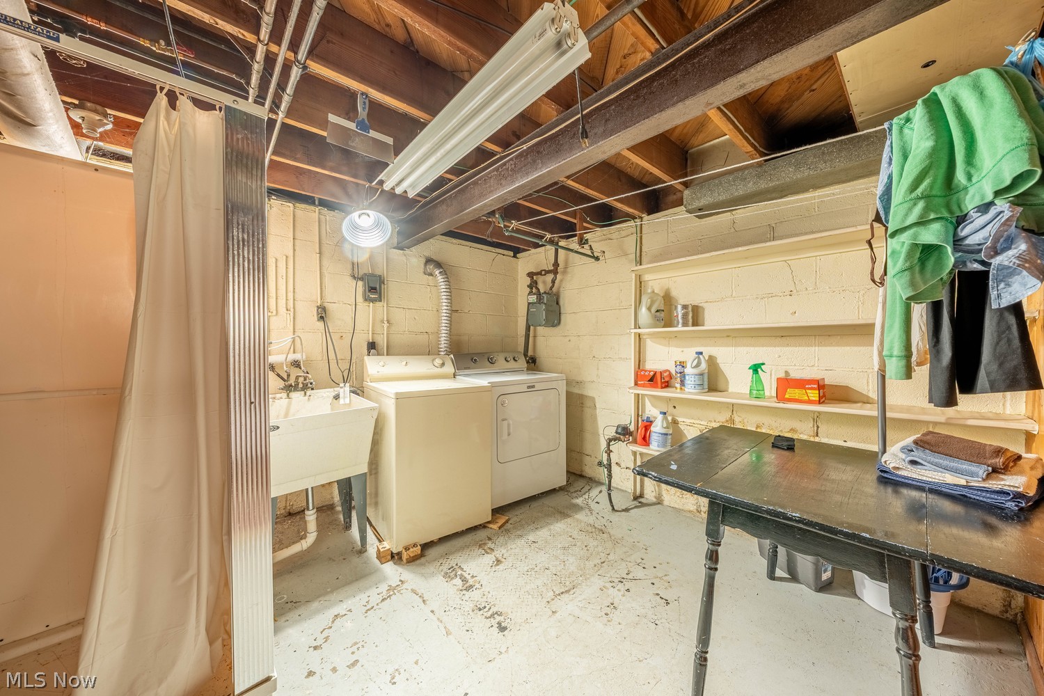 19675 Henry Road Cleveland OH 44126