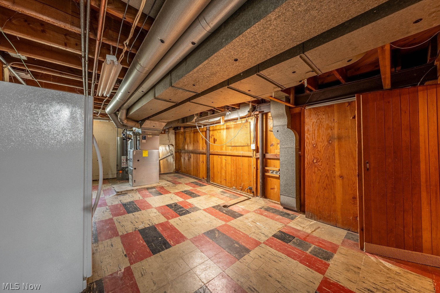19675 Henry Road Cleveland OH 44126