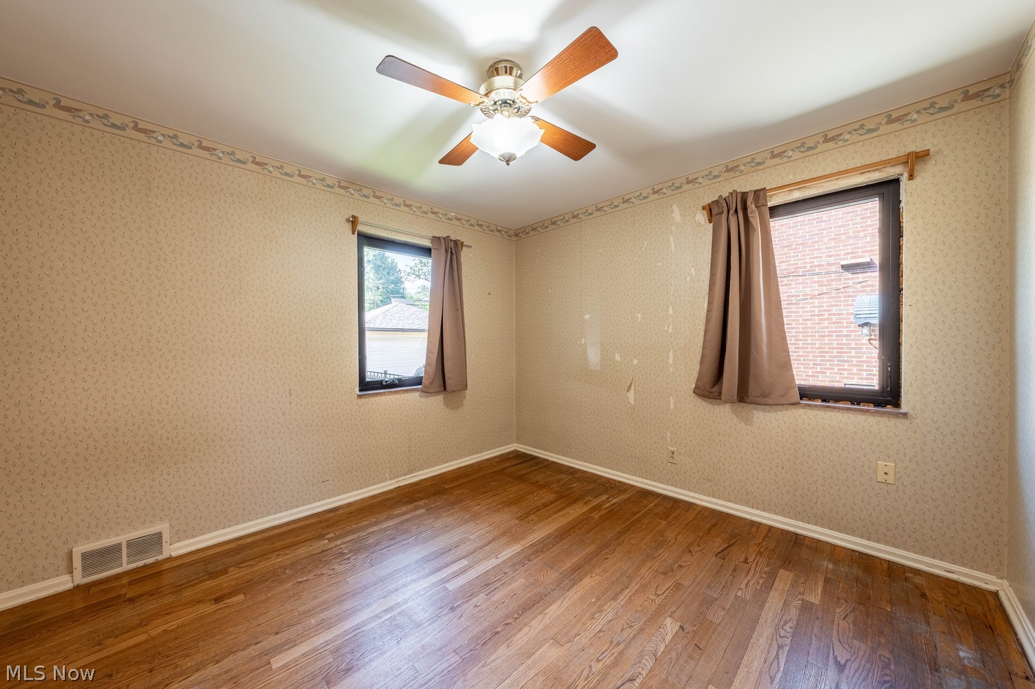 19675 Henry Road Cleveland OH 44126