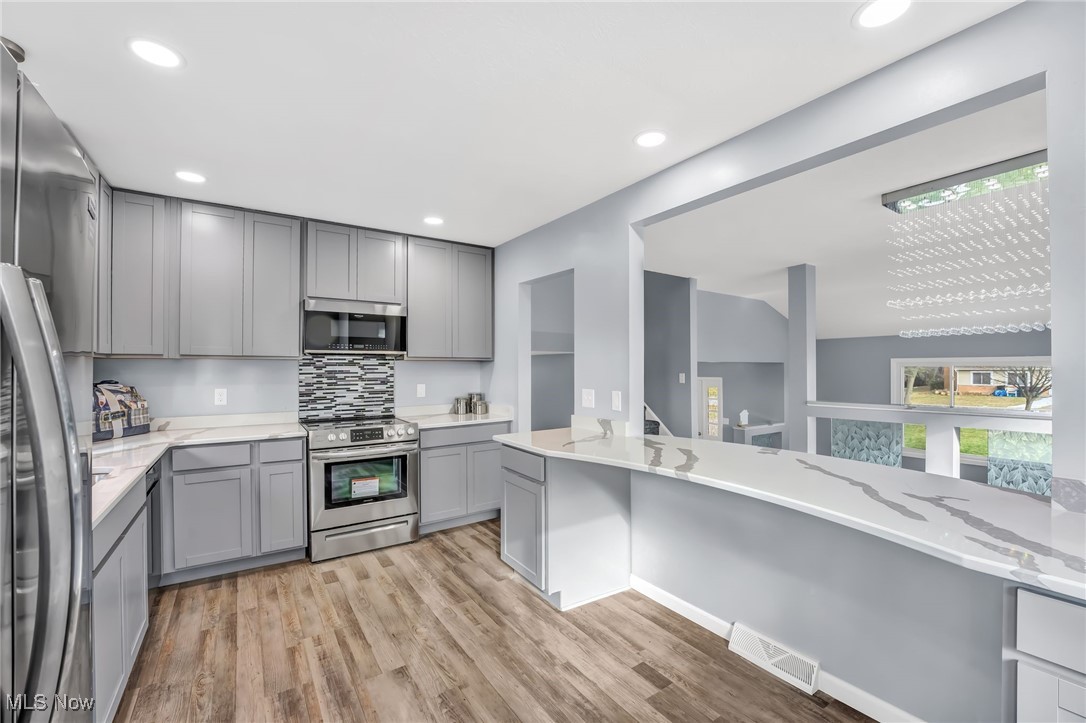 32730 Arlesford Drive Solon OH 44139