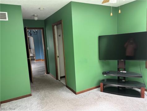 732 Tallmadge Road Cuyahoga Falls OH 44221