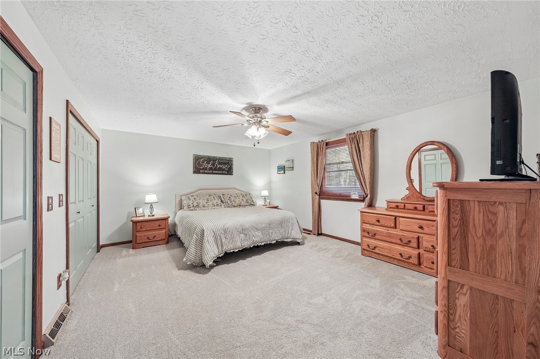 2337 Reno Drive NE Louisville OH 44641