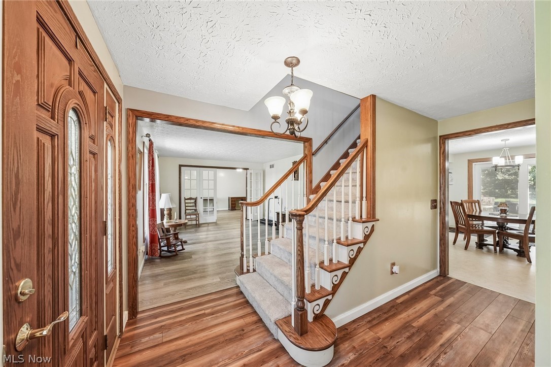 2337 Reno Drive NE Louisville OH 44641