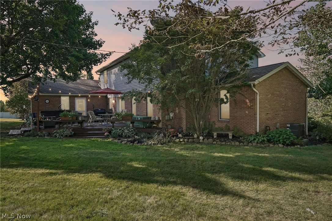 2337 Reno Drive NE Louisville OH 44641