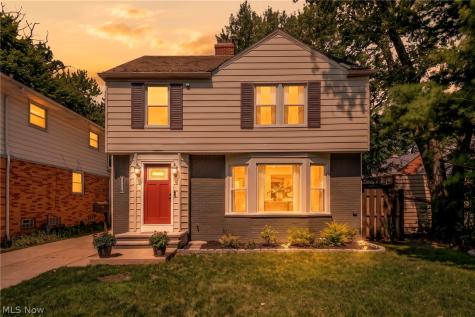2368 Eardley Road University Heights OH 44118