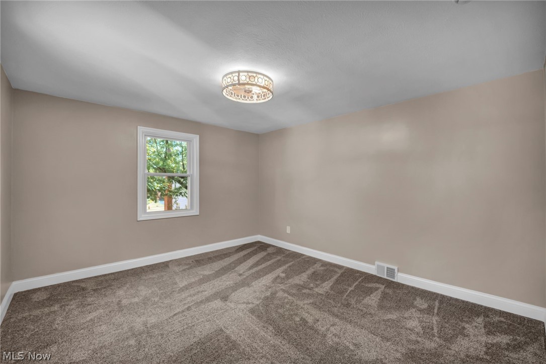 2368 Eardley Road University Heights OH 44118