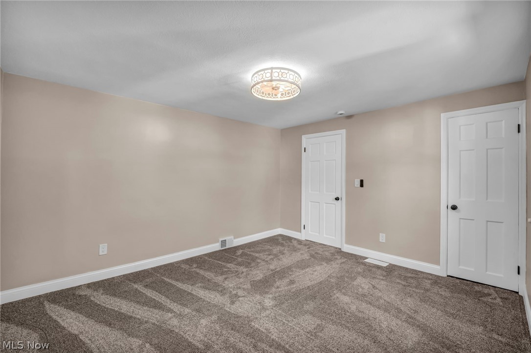 2368 Eardley Road University Heights OH 44118