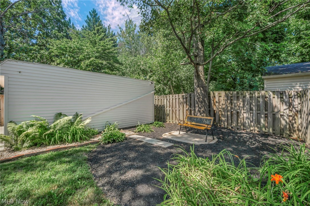 2368 Eardley Road University Heights OH 44118