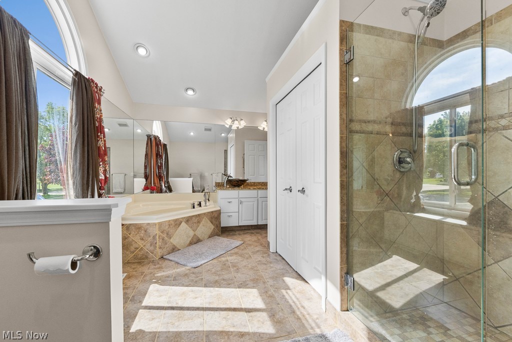 456 Helena Drive Tallmadge OH 44278