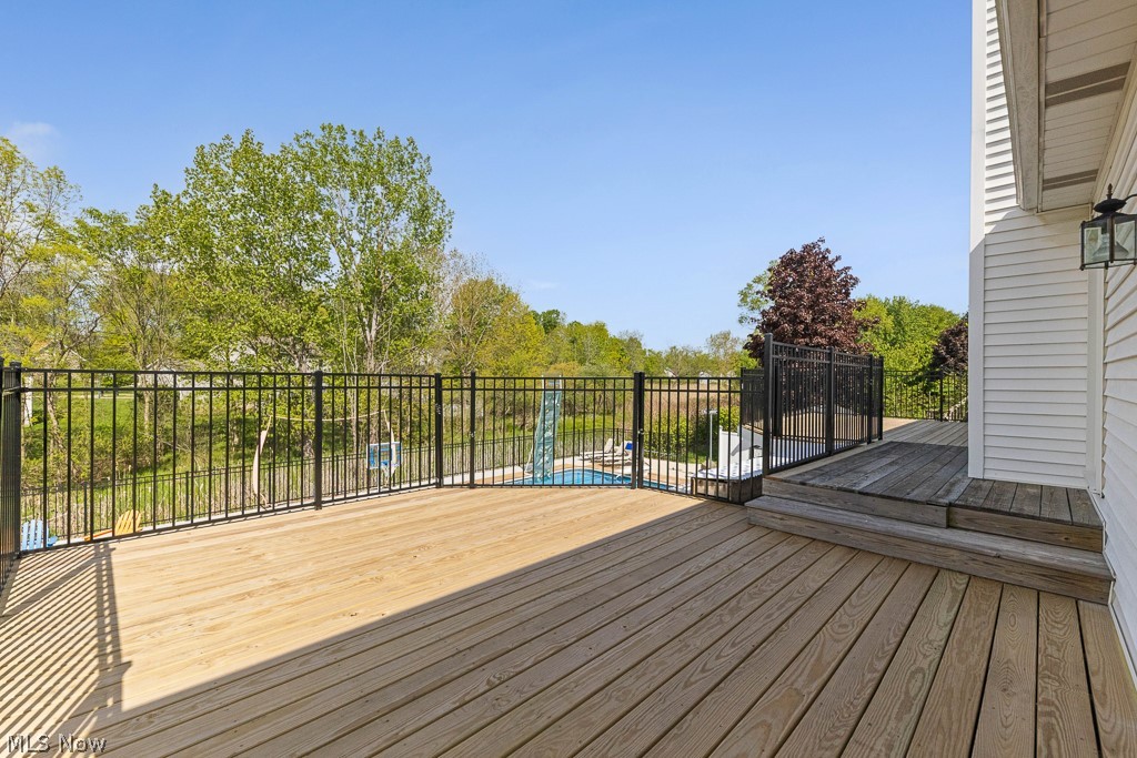 456 Helena Drive Tallmadge OH 44278