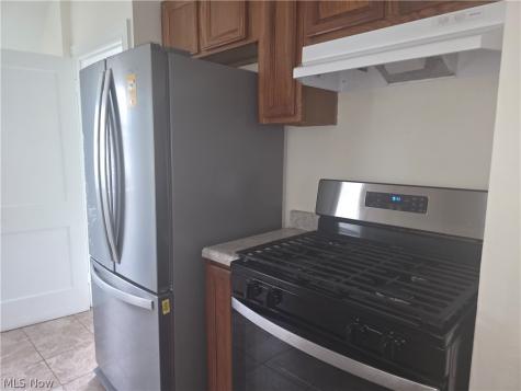 815 Russell Avenue Akron OH 44307