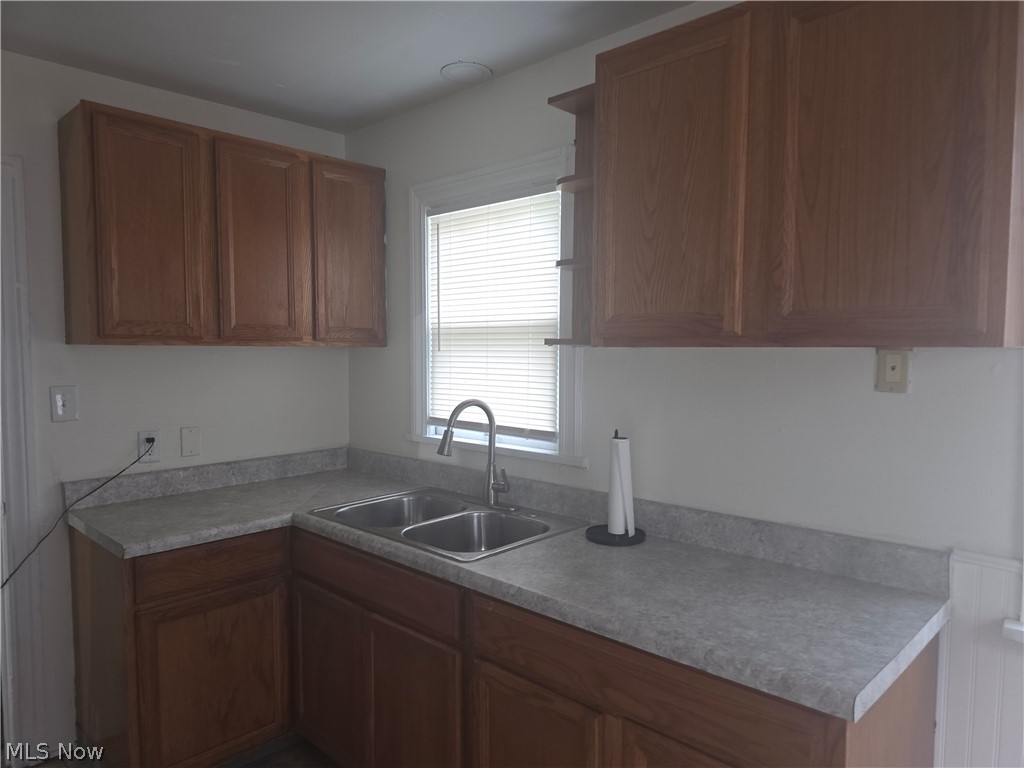 815 Russell Avenue Akron OH 44307