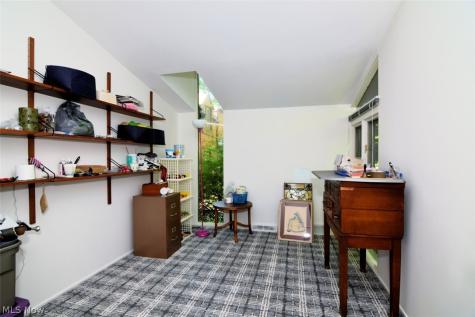 1944 Laurel Hill Drive South Euclid OH 44121