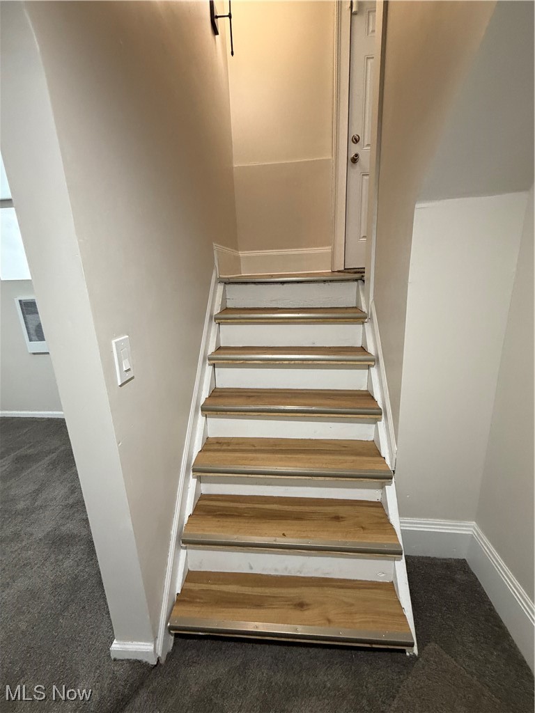 1381 E 110 Street Cleveland OH 44106