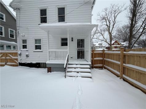1381 E 110 Street Cleveland OH 44106