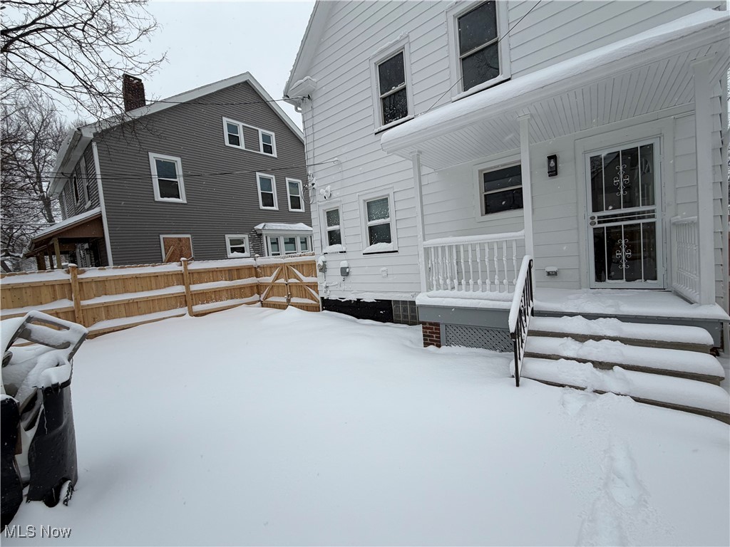 1381 E 110 Street Cleveland OH 44106