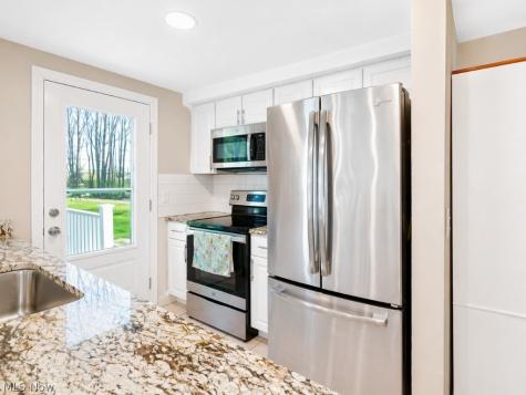 36158 Hillcrest Drive Eastlake OH 44095
