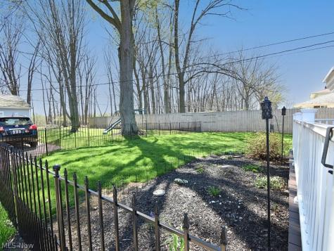 36158 Hillcrest Drive Eastlake OH 44095
