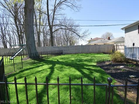36158 Hillcrest Drive Eastlake OH 44095