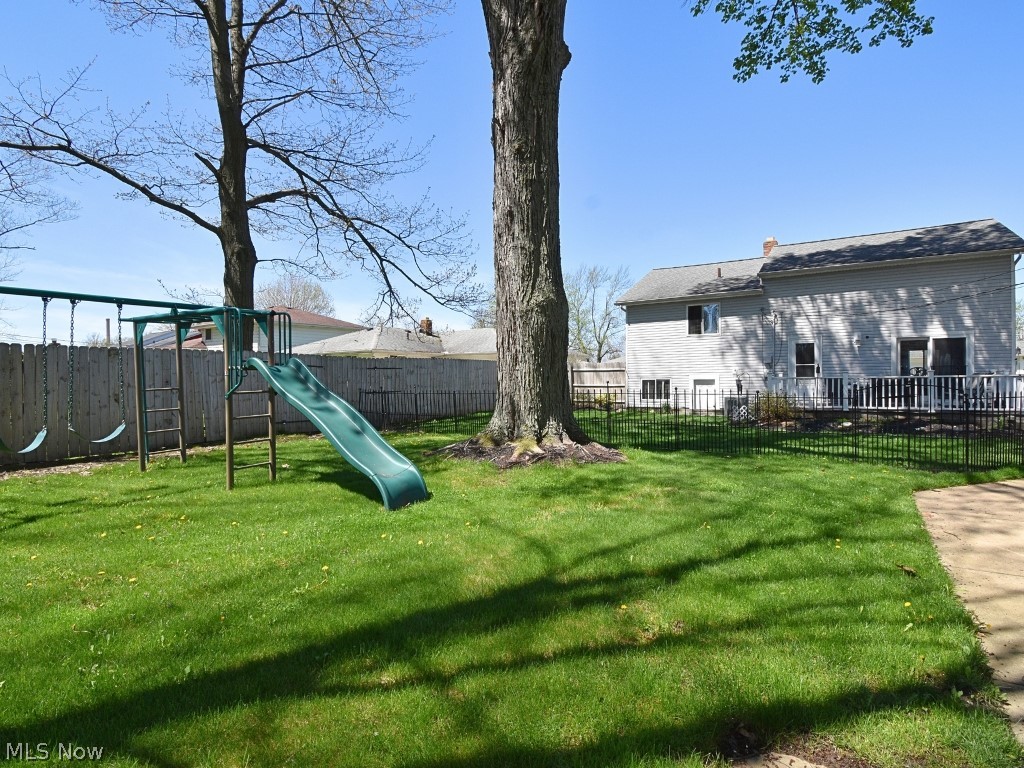 36158 Hillcrest Drive Eastlake OH 44095
