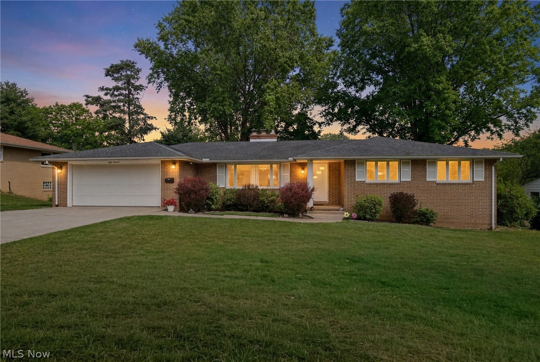 800 Woodview Drive NE Massillon OH 44646