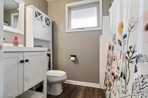 800 Woodview Drive NE Massillon OH 44646