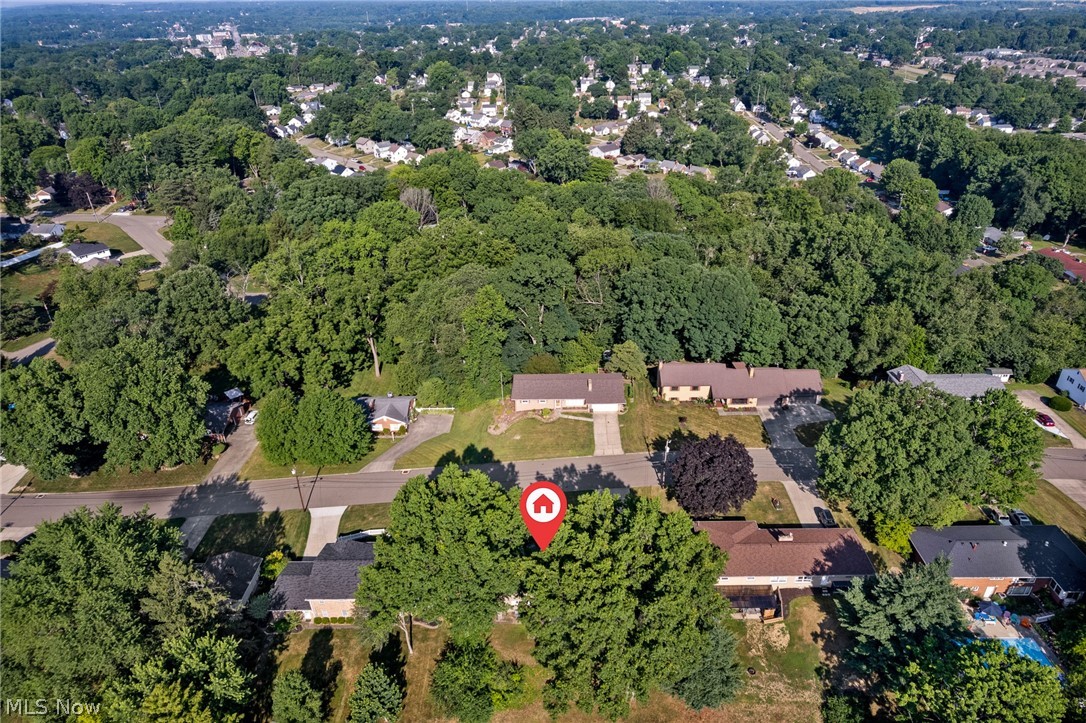 800 Woodview Drive NE Massillon OH 44646