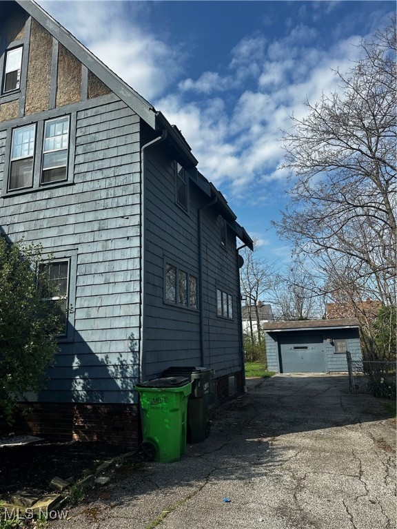 1670 Hillandale Drive Euclid OH 44132