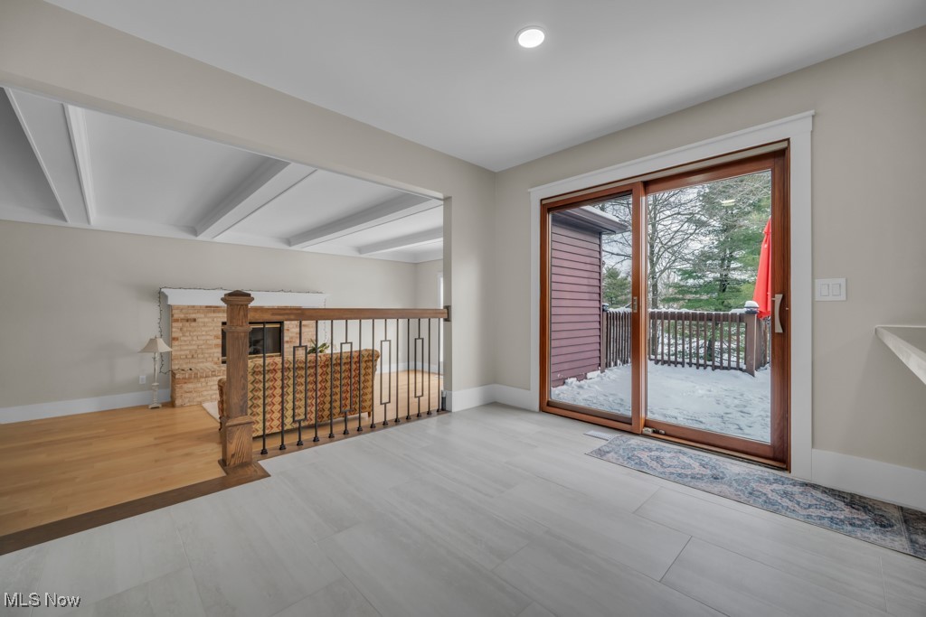 17801 Saratoga Trail Strongsville OH 44136