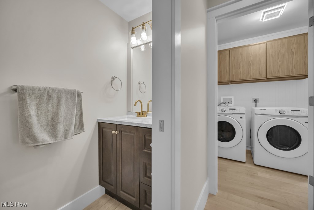 17801 Saratoga Trail Strongsville OH 44136