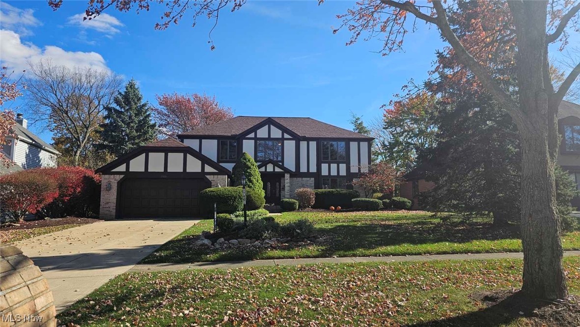 17801 Saratoga Trail Strongsville OH 44136