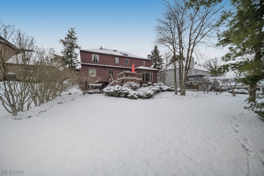 17801 Saratoga Trail Strongsville OH 44136