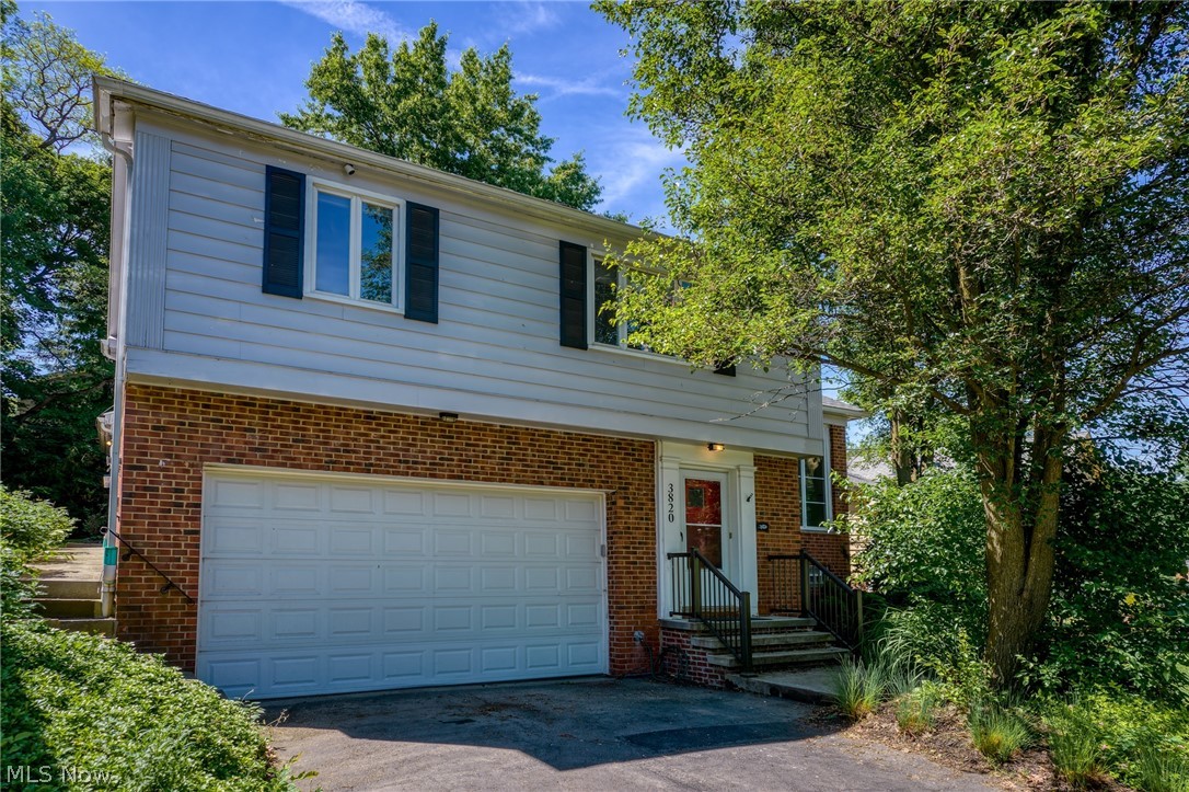 3820 Meadowbrook Boulevard University Heights OH 44118