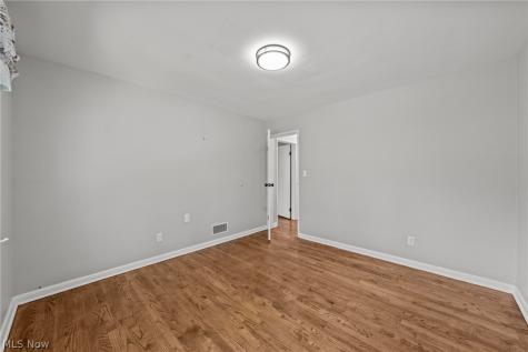 3820 Meadowbrook Boulevard University Heights OH 44118