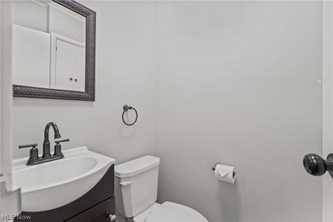 3820 Meadowbrook Boulevard University Heights OH 44118