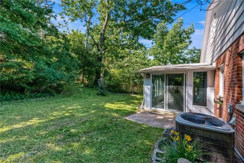 3820 Meadowbrook Boulevard University Heights OH 44118