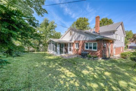 3820 Meadowbrook Boulevard University Heights OH 44118