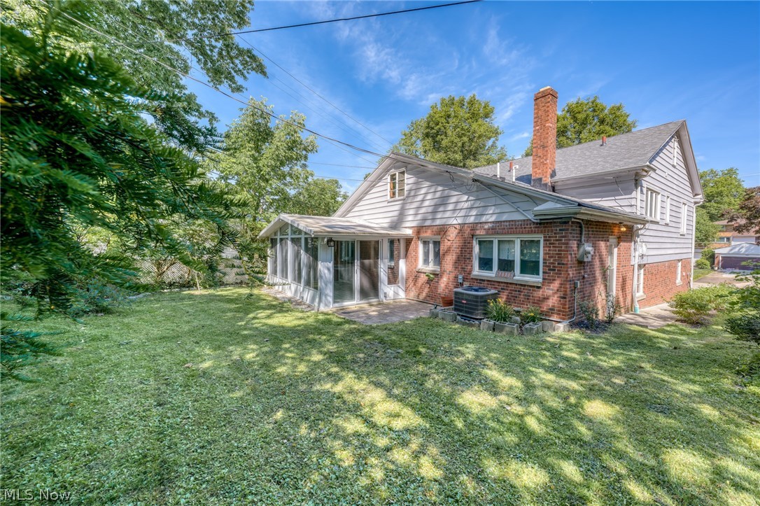 3820 Meadowbrook Boulevard University Heights OH 44118