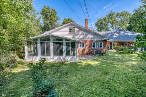 3820 Meadowbrook Boulevard University Heights OH 44118
