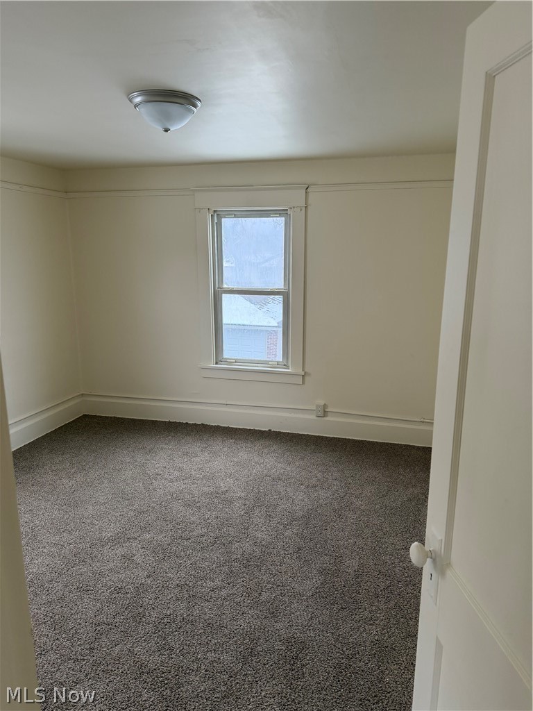 127 Courtland Avenue Campbell OH 44405