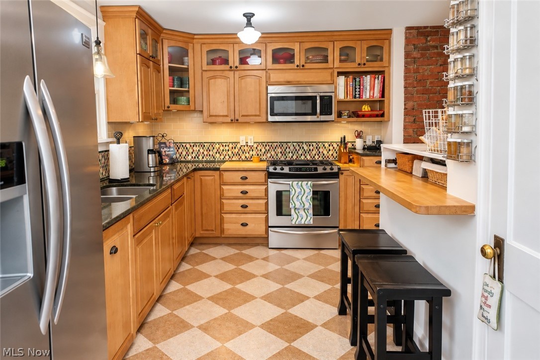 16 Bellview Street Chagrin Falls OH 44022