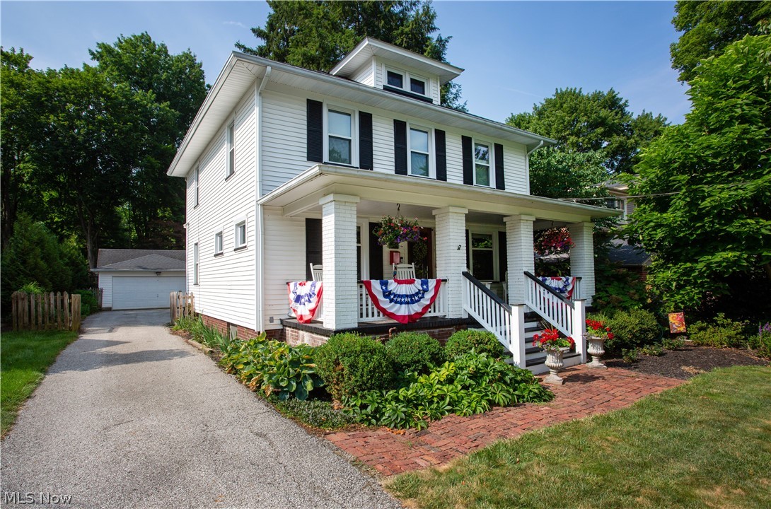 16 Bellview Street Chagrin Falls OH 44022