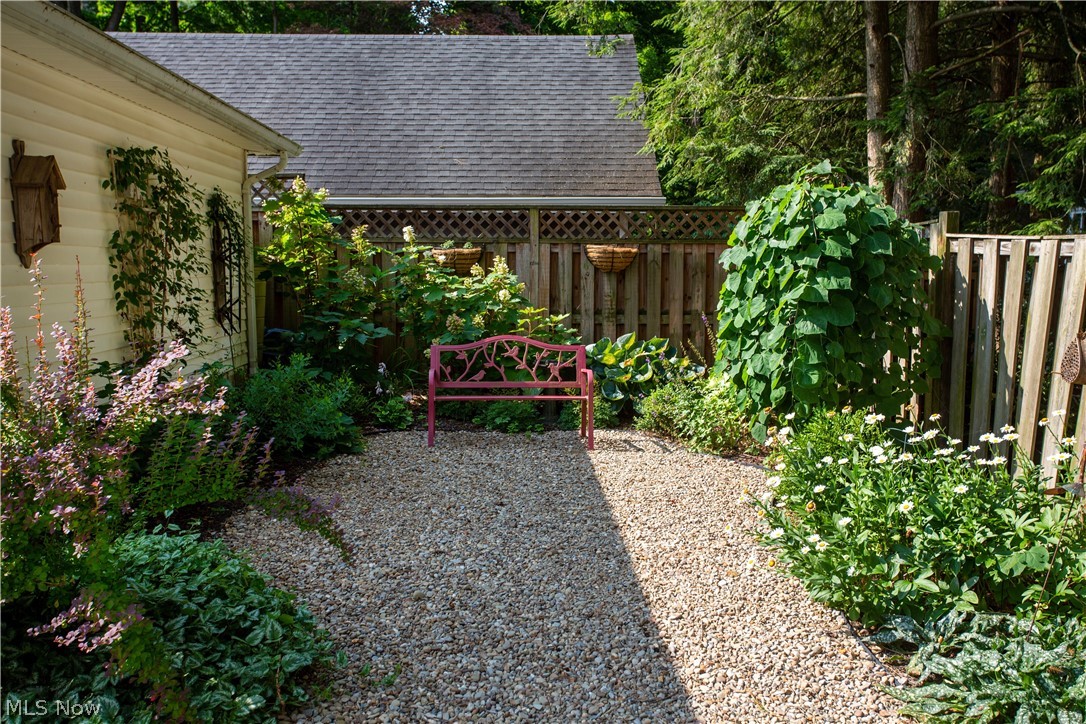 16 Bellview Street Chagrin Falls OH 44022