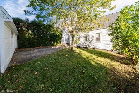 12404 Oak Park Boulevard Garfield Heights OH 44125