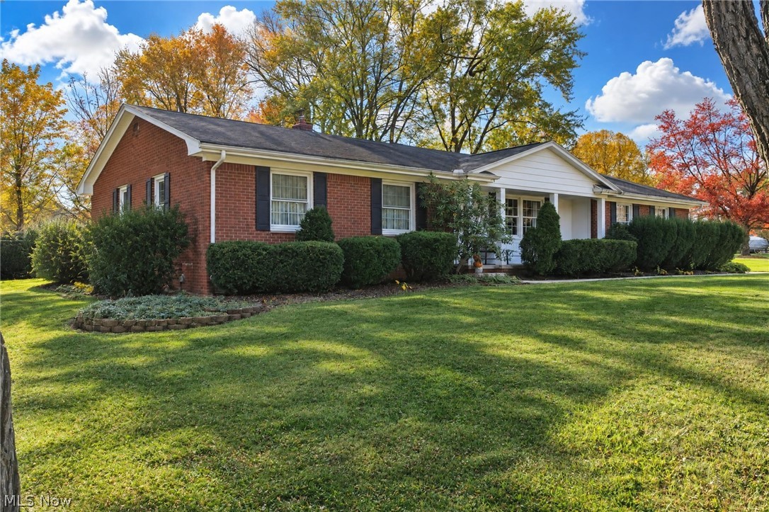 594 N Hidden Valley Road Cuyahoga Falls OH 44223