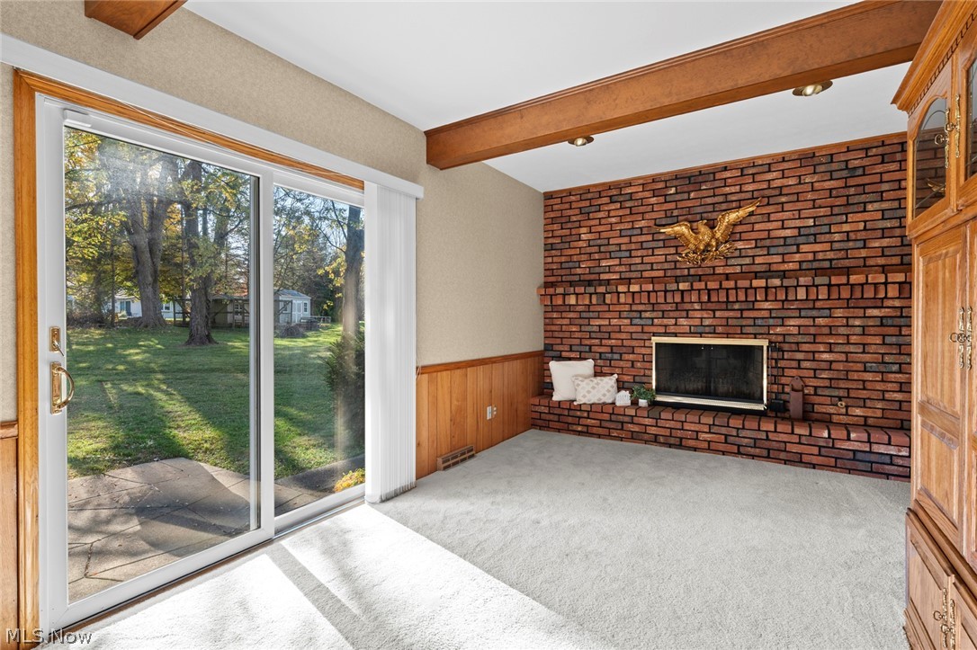 594 N Hidden Valley Road Cuyahoga Falls OH 44223