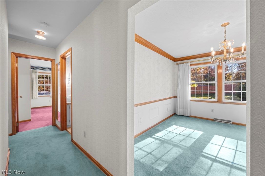 594 N Hidden Valley Road Cuyahoga Falls OH 44223