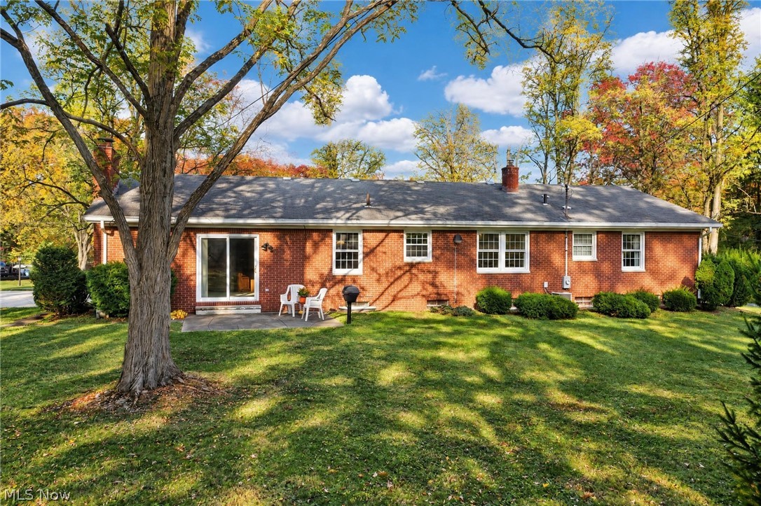 594 N Hidden Valley Road Cuyahoga Falls OH 44223