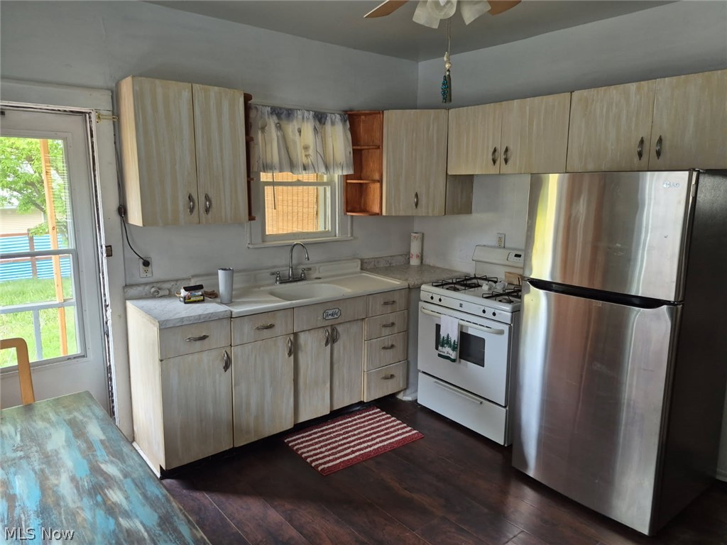1629 Gibbs Avenue NE Canton OH 44705